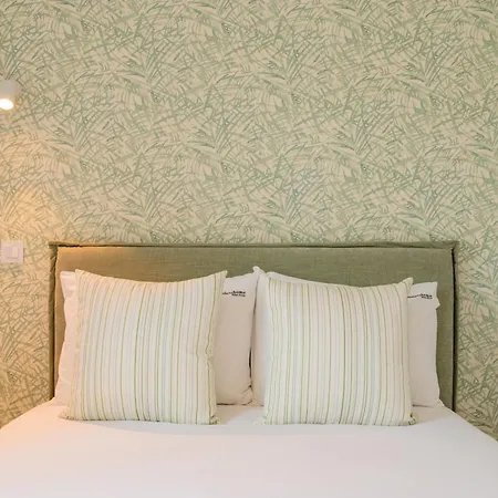 Flh A Quinta Do Conde Iii * فونشال